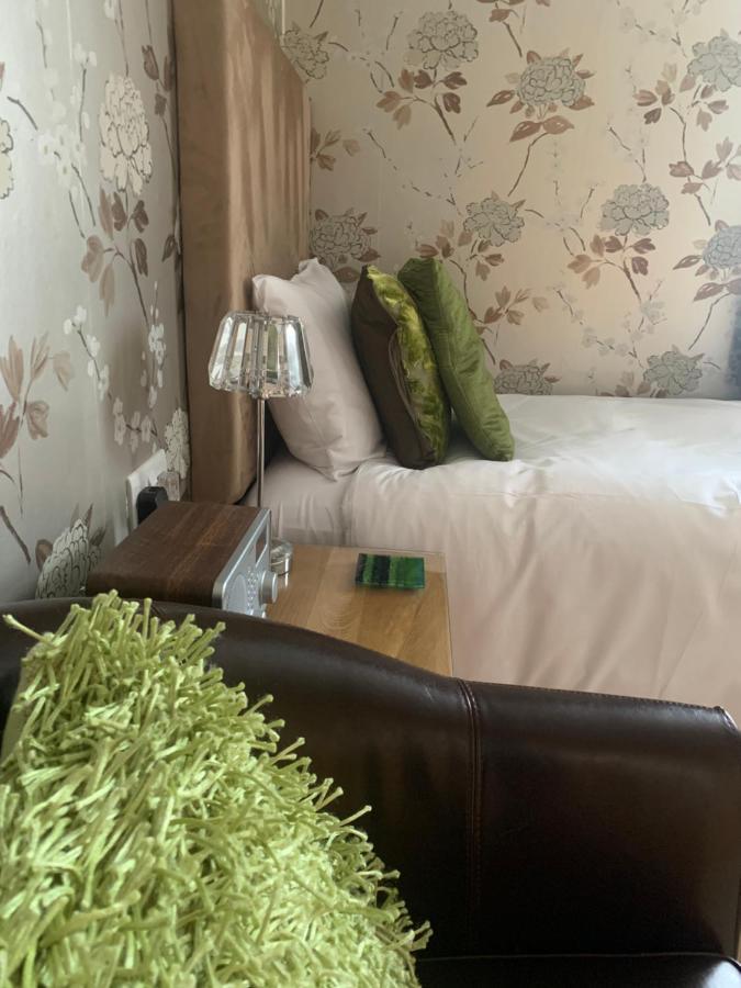 סנט דייוידס Ramsey House - Luxury Licensed B&B - Parking And Guest Lounge מראה חיצוני תמונה