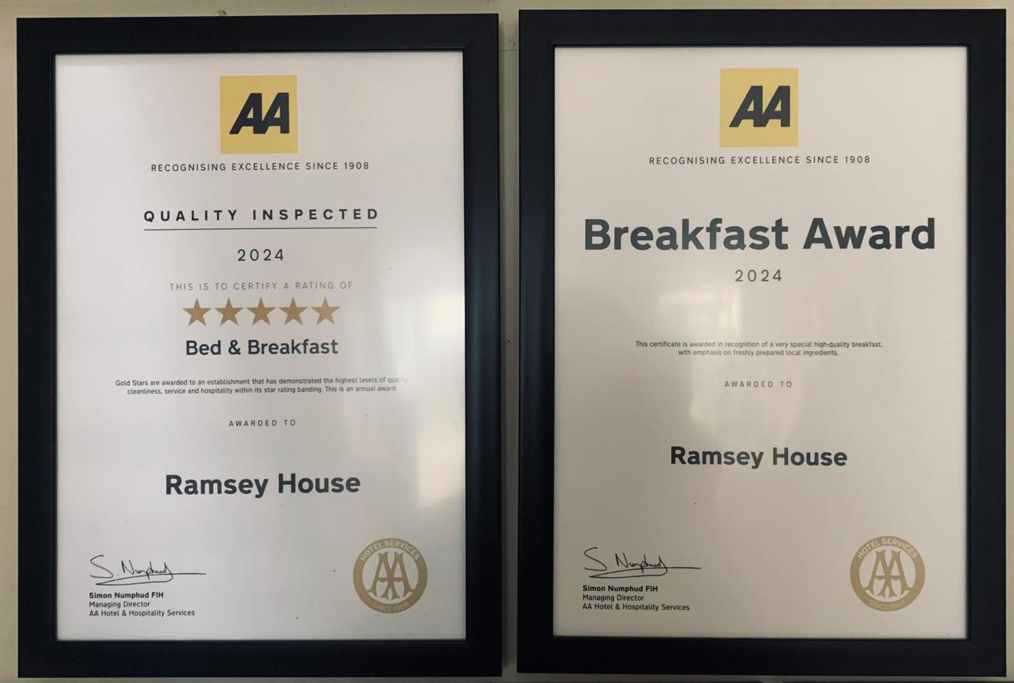 סנט דייוידס Ramsey House - Luxury Licensed B&B - Parking And Guest Lounge מראה חיצוני תמונה